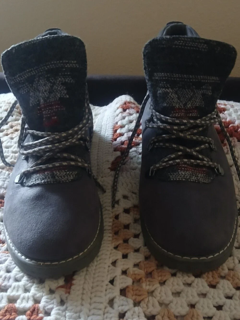 Bob's From Sketchers Memory Foam Woman's Blue/Grey Patterned